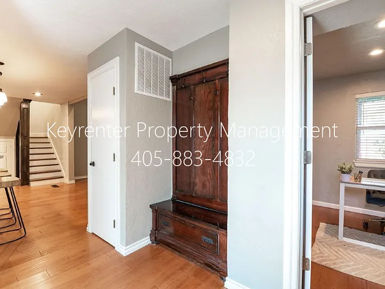 301 SE 34th St — Photo 19