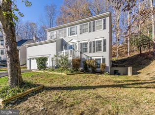 2421 Harpoon Dr, Stafford, VA 22554