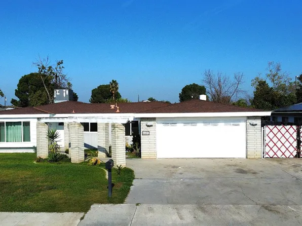 4624 Harris Rd, Bakersfield, CA 93313