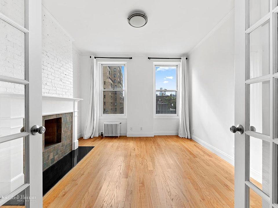 1st image of 225 W 10th St APT 4A