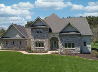 1650 W Park Creek Rd, Fall Creek, WI 54742