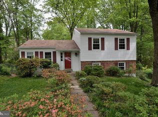 4125 Hunt Rd, Fairfax, VA 22032