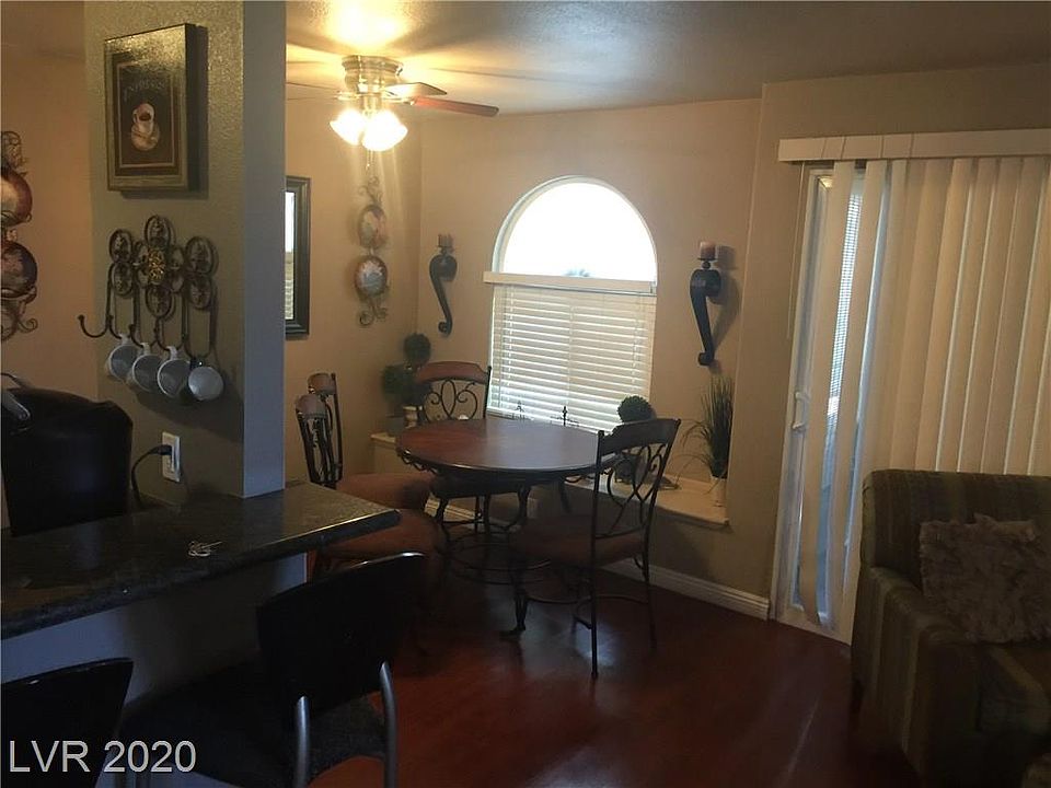 2nd image of 3145 E Flamingo Rd APT 1034