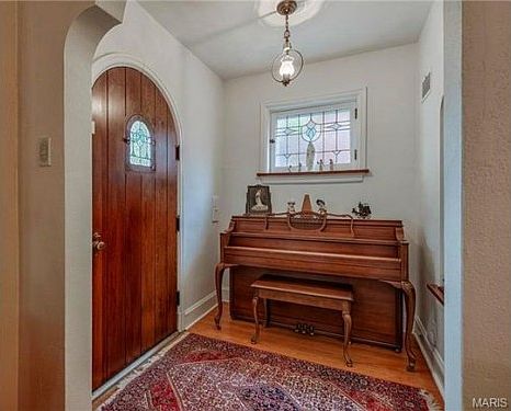 3rd image of 5601 Rosa Ave