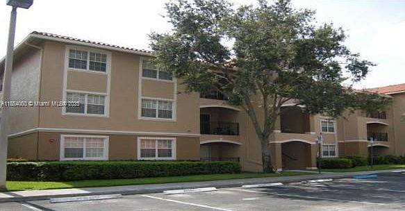 Building Photo 3