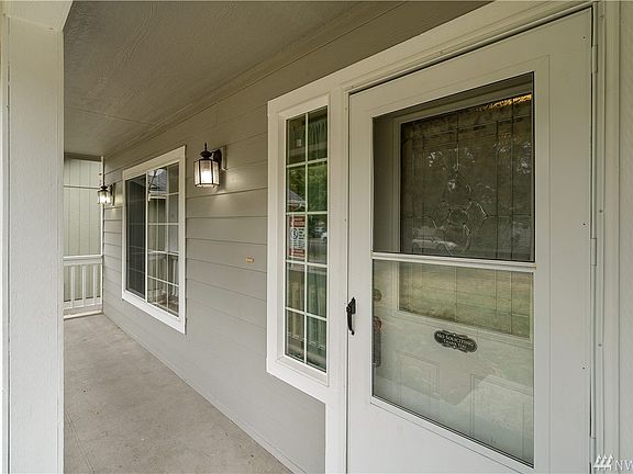 3rd image of 10510 Yelm Terra St SE