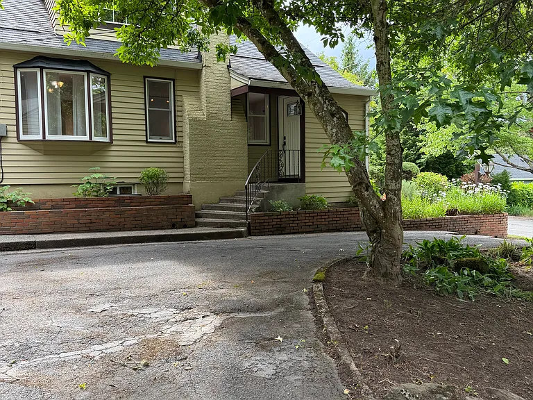5820 SW Nevada Ct — Photo 15