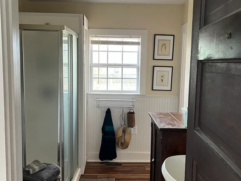 310 N Spruce St — Photo 11