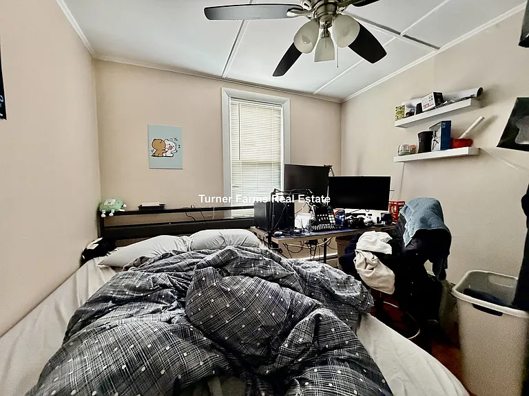 41A Cross St #B — Photo 12