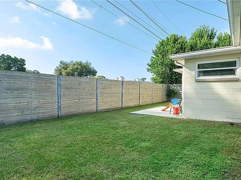 4247 Gulfshore Ct — Photo 15