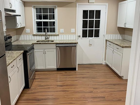 3rd image of 687A Plymouth Dr #1001