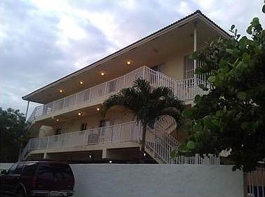 1st image of 27 NW 10th Ave APT 202