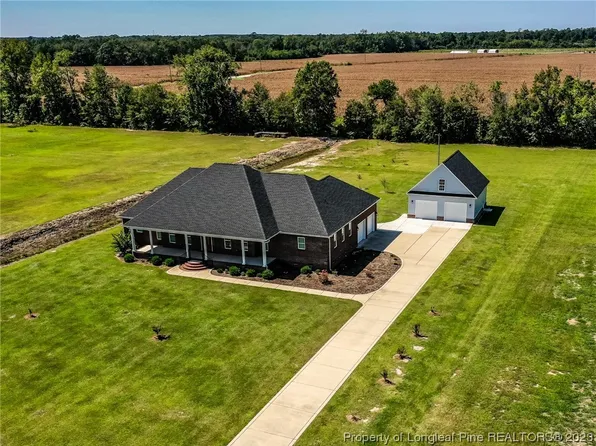 109 Chayleajace Dr, Pembroke, NC 28372