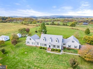 8263 Oak Spring Rd, Upperville, VA 20184