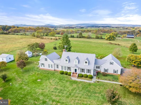 8263 Oak Spring Rd, Upperville, VA 20184