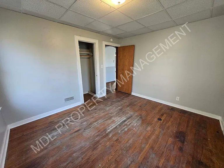 521 Meade St — Photo 4