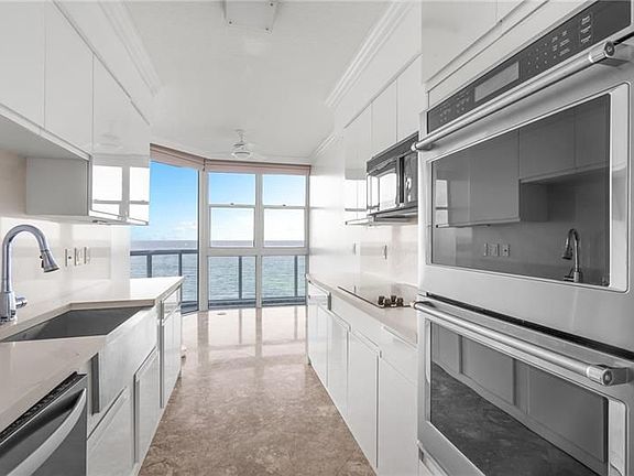 5th image of 6051 N Ocean Dr