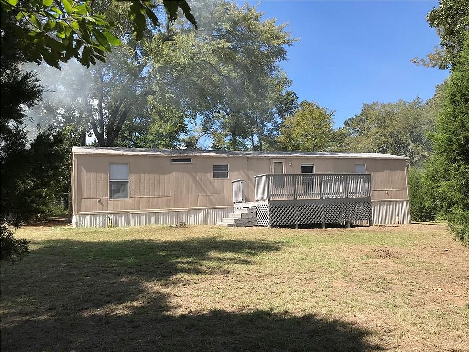 1st image of 11143 Lakeside Ln