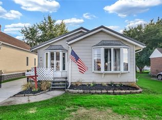 85 Martin Rd, Lackawanna, NY 14218