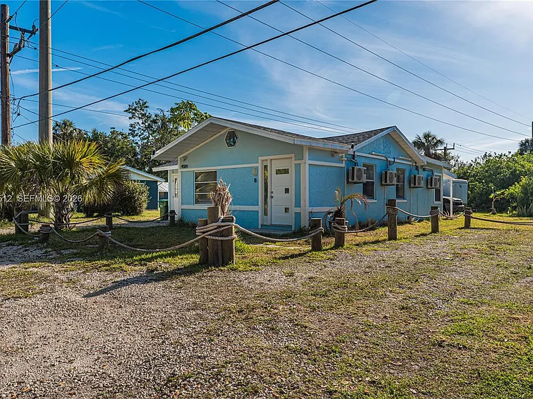 4504 Oakley St #B — Photo 20