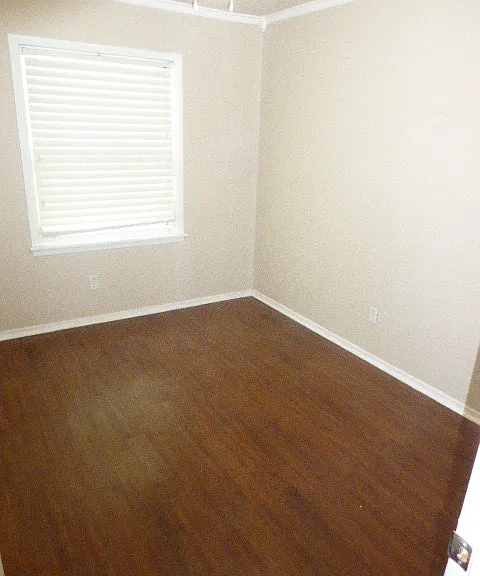 205 Worthy St — Photo 11