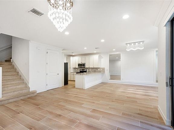 4th image of 7761 BRISTOL CIR