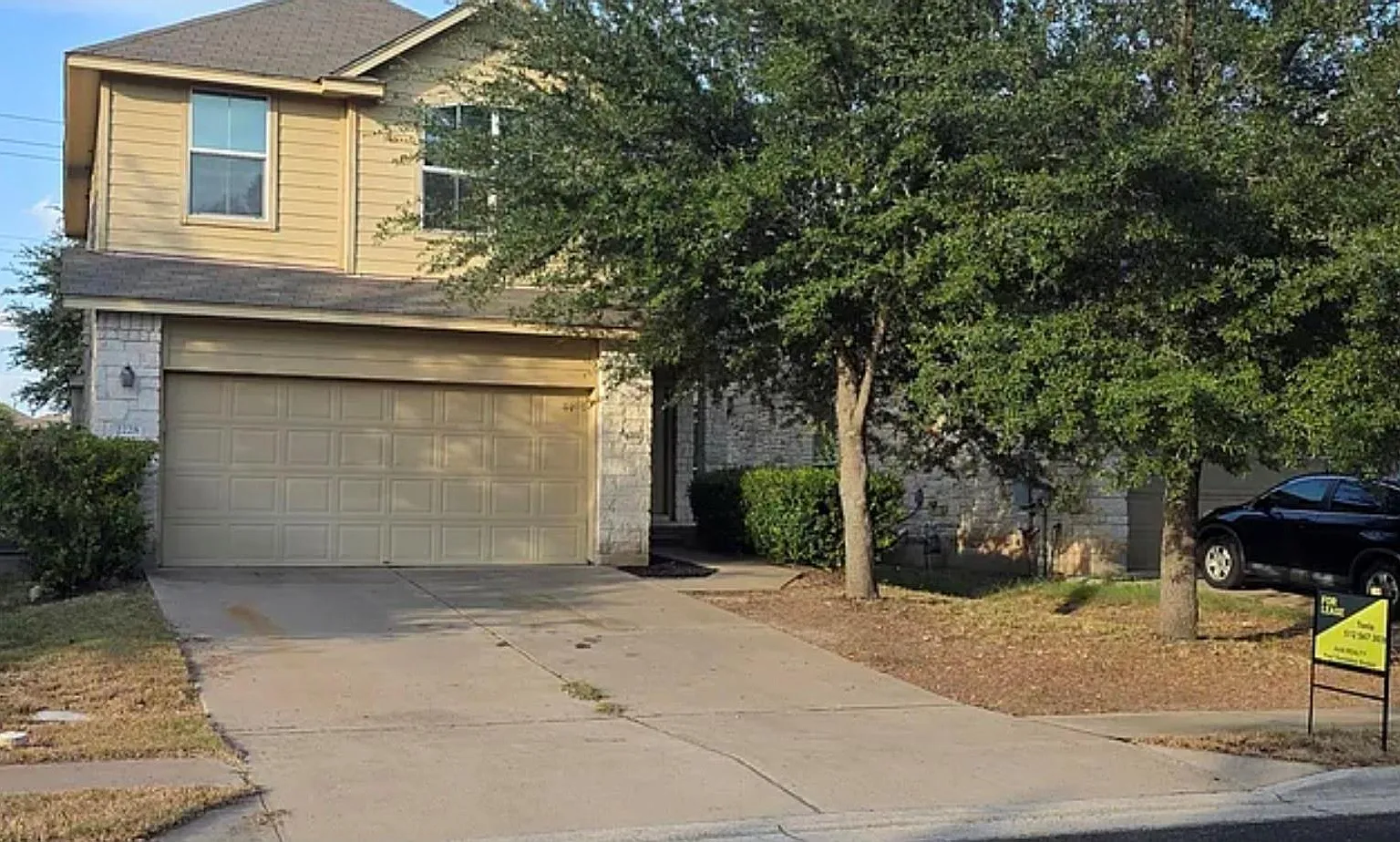 3 bed, 2.5 bath, 1590 sqft, $1,895 — Photo 1