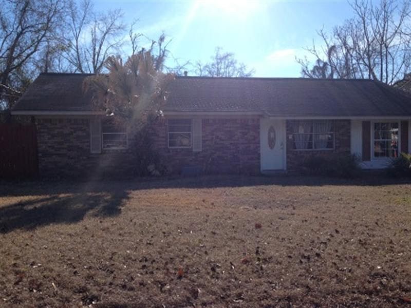2nd image of 308 Hunter Dr