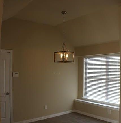 5th image of 8609 Stoneview Dr