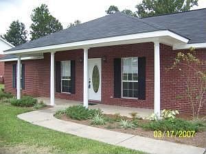2nd image of 104 Briarwood Dr