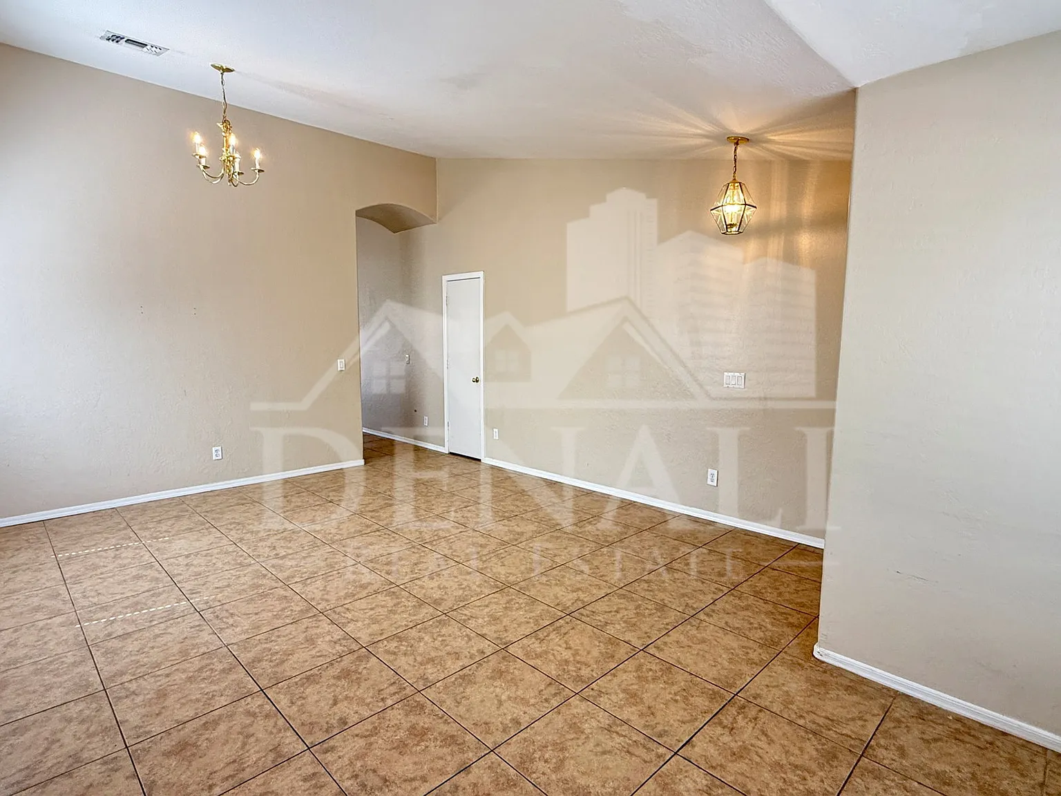 3 bed, 2.0 bath, 1678 sqft, $1,795 — Photo 4