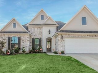 662 Lessie Dr, Stonewall, LA 71078