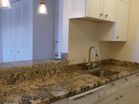 4th image of 1888 S Jackson St APT 605