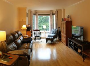 2 Saint Paul St APT 309, Brookline, MA 02446