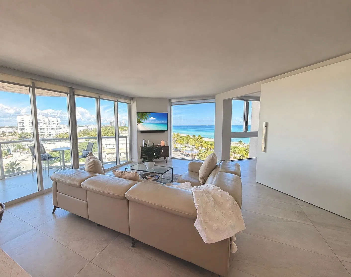 7330 Ocean Ter — Photo 4