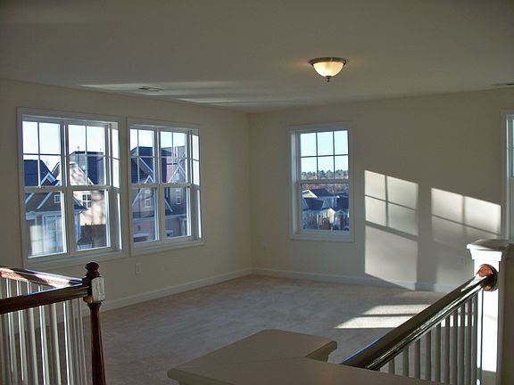 961 Vandalia Dr.