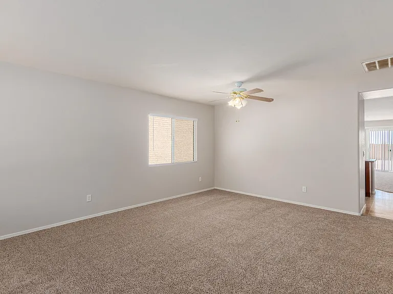 5179 E Silverbell Rd — Photo 8