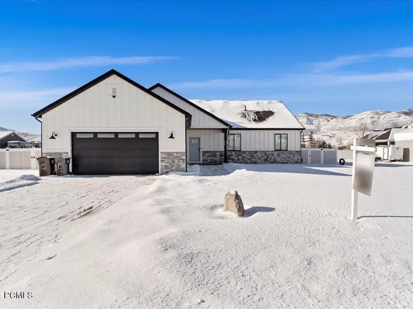 655 N 200 E, Henefer, UT 84033