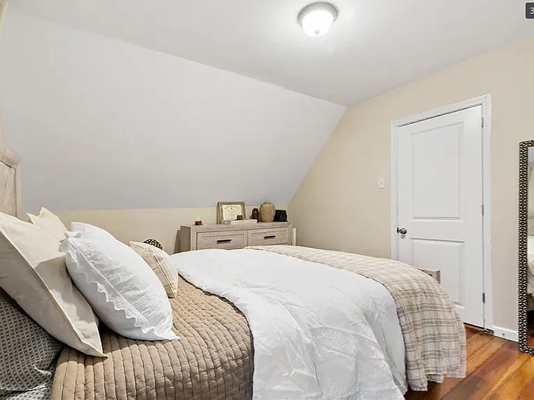 24 Potter St #3 — Photo 7