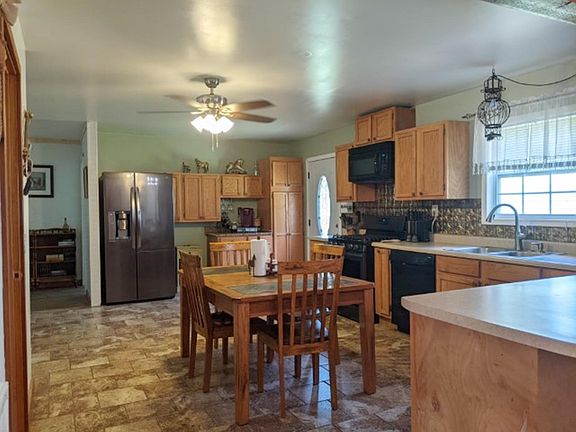 5th image of 154 Rockwood Ln