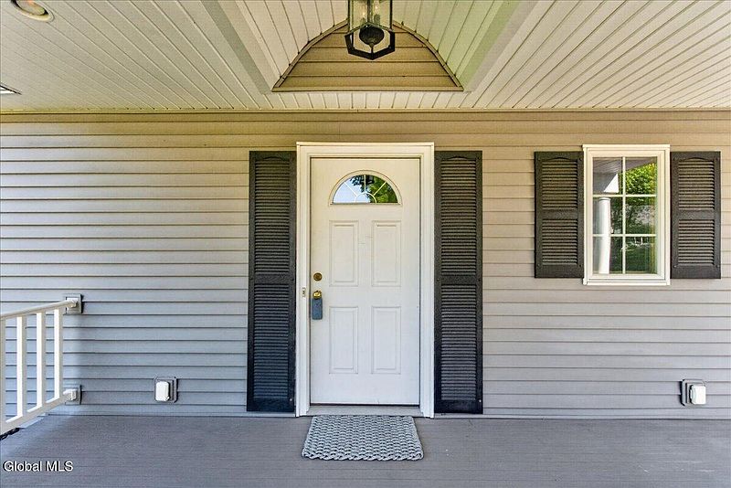 3rd image of 3 Fenway Drive