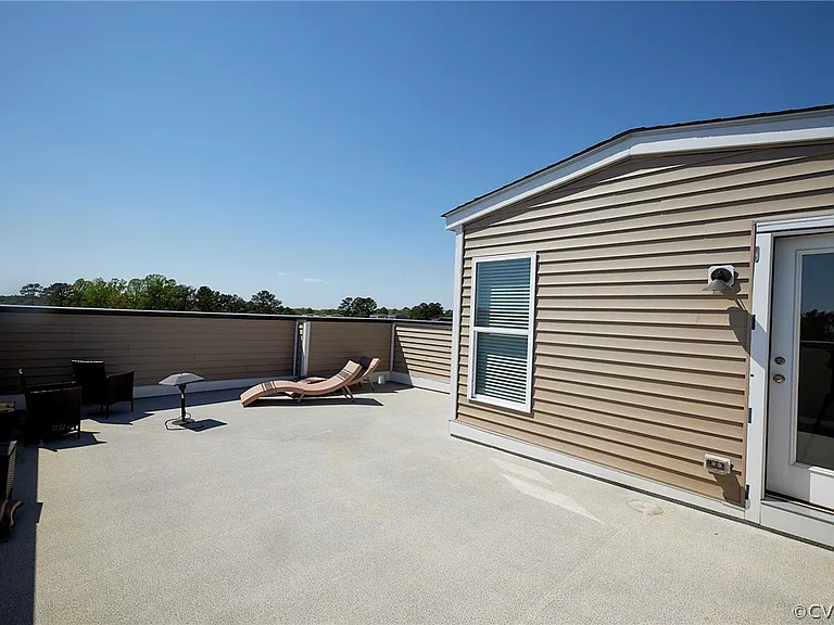 2741 Acadia Dr #B — Photo 22