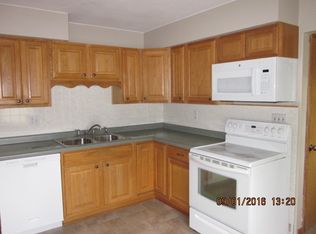 3905 46th St, Kenosha, WI 53144