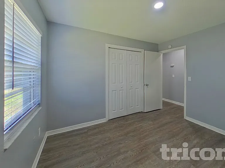 947 Rich Dr — Photo 10