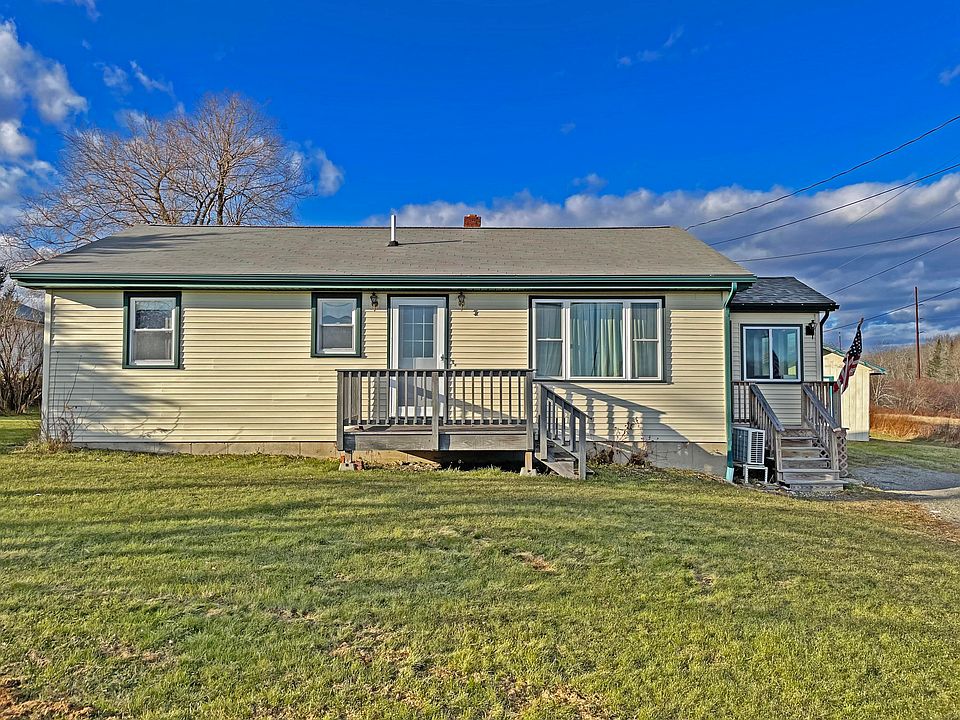 1st image of 382 Main Street