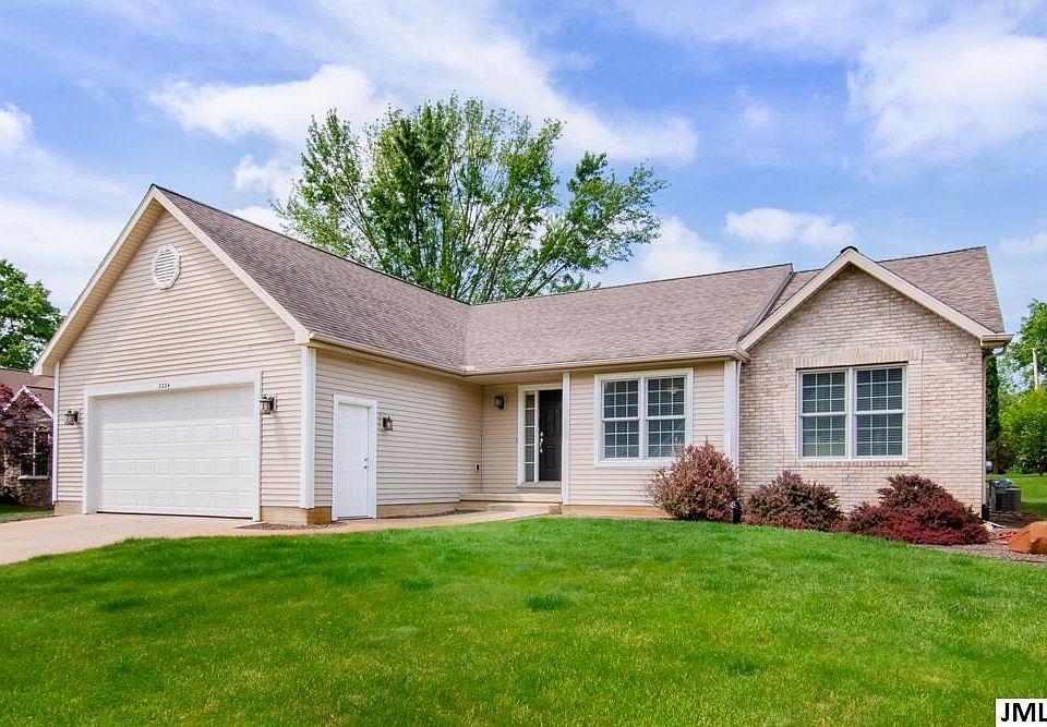 1st image of 2224 Linda Ct #9