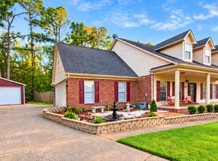 4019 Victoria Dr, Nesbit, MS 38651