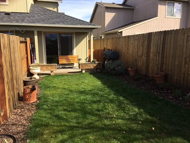 1484 Clearsprings Dr — Photo 25