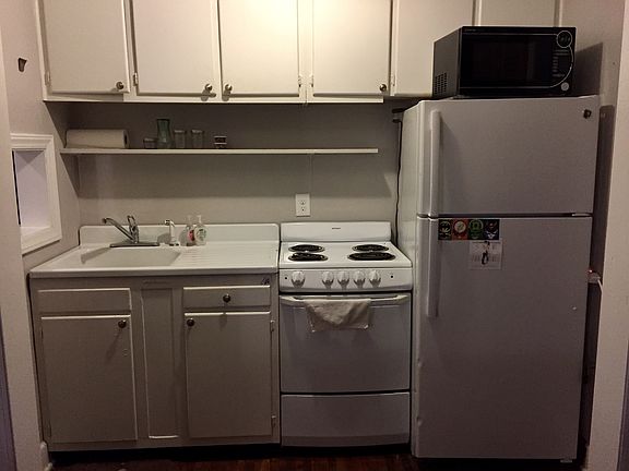 5th image of 515 Guilford Ave APT 1