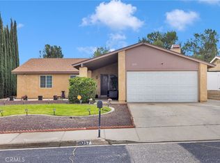 13757 Oakmont Dr, Victorville, CA 92395